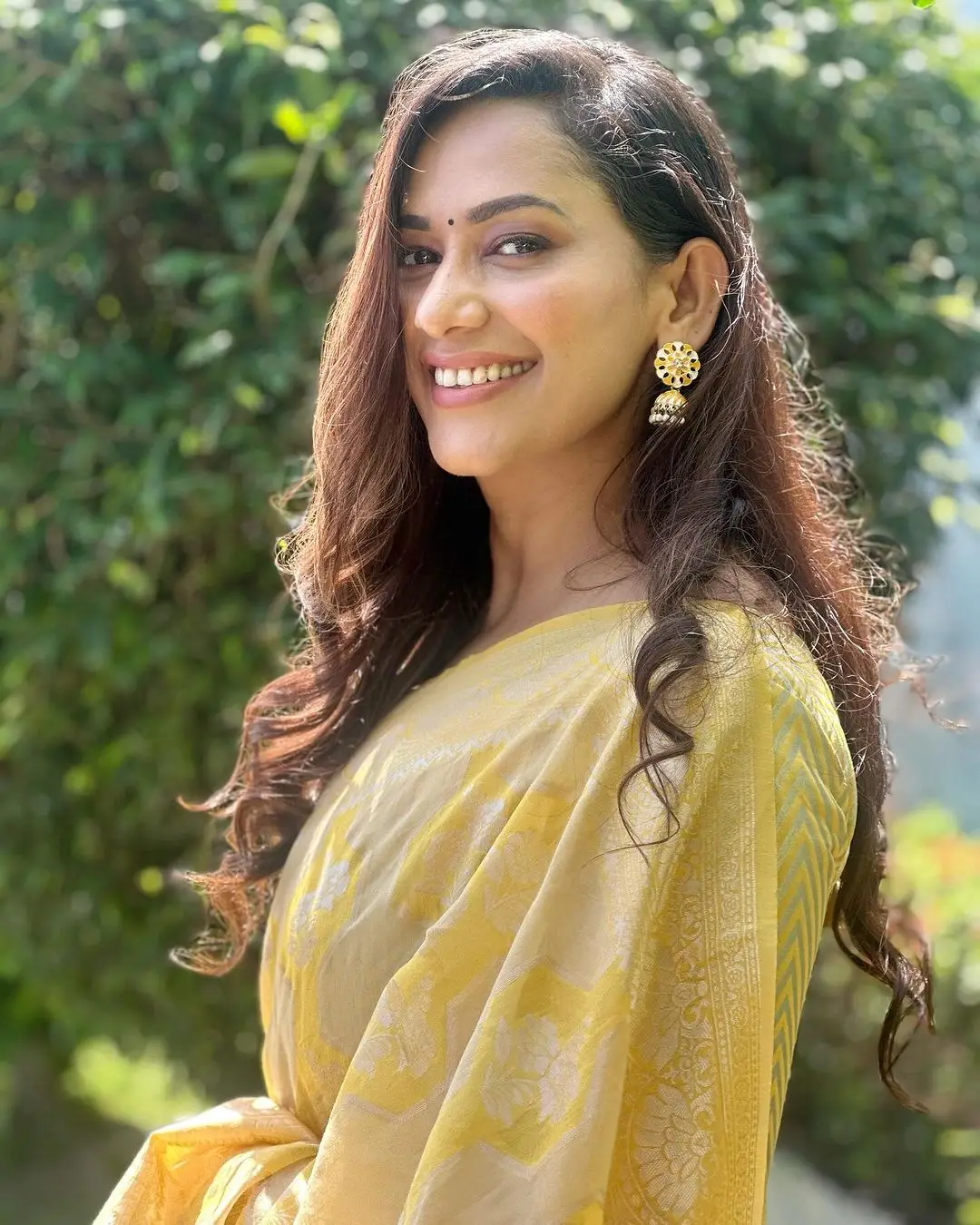 Indian Actress Sanjana Singh in Traditional Yellow Color Saree Blouse